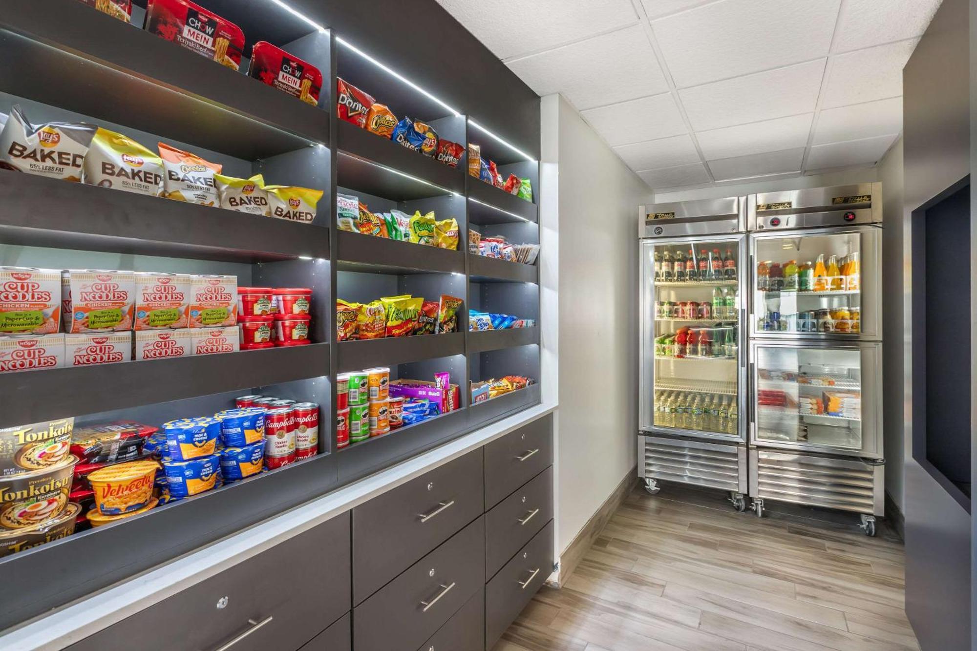 Comfort Inn & Suites Arlington Heights - Buffalo Grove エクステリア 写真