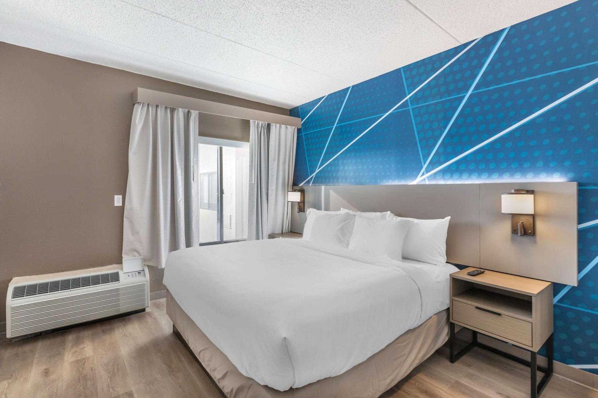 Comfort Inn & Suites Arlington Heights - Buffalo Grove エクステリア 写真