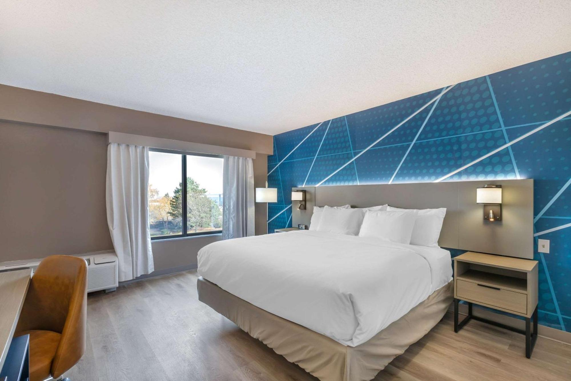 Comfort Inn & Suites Arlington Heights - Buffalo Grove エクステリア 写真