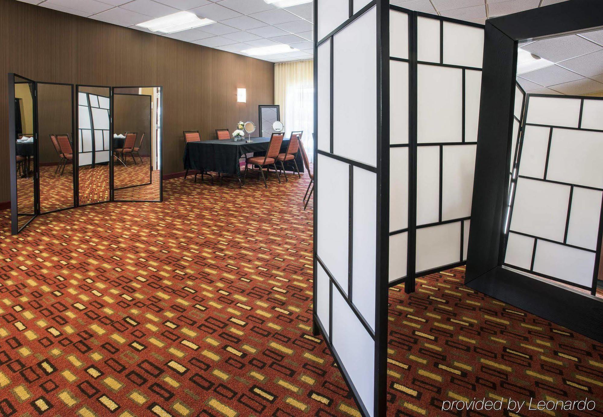 Comfort Inn & Suites Arlington Heights - Buffalo Grove エクステリア 写真