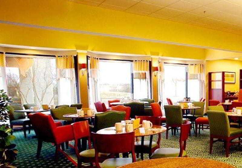 Comfort Inn & Suites Arlington Heights - Buffalo Grove レストラン 写真